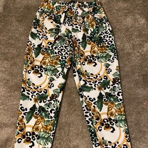 Large Pants Design Chain Gold Green Ankle Length Never Worn White Black